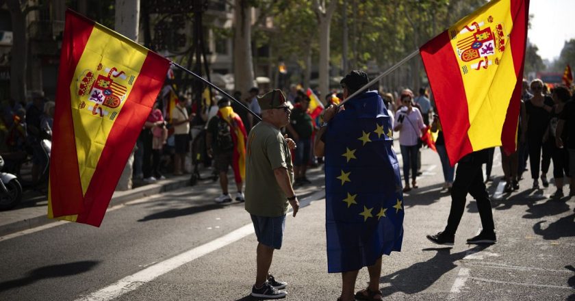 İspanya: Sanchez ile Katalanlar arasındaki af anlaşmasındaki hukukun üstünlüğü endişeleri Avrupa Parlamentosu'na taşındı