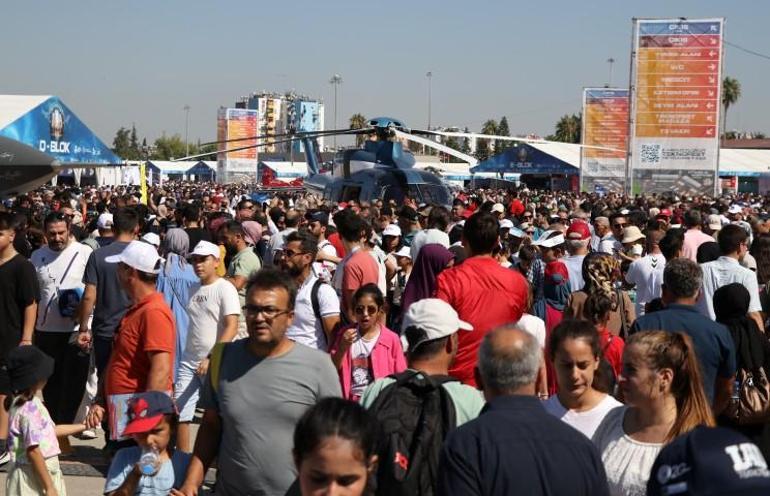 Vatandaşlar TEKNOFEST Adana'ya akın etti... Selçuk Bayraktar: TEKNOFEST'te dünyayı değiştirecek projeler olacak