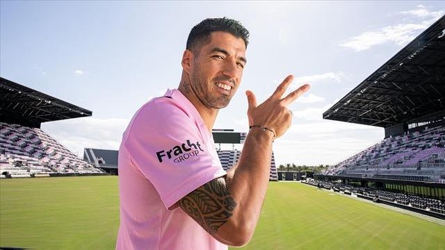 Luis Suarez’in uzaktan şutu! 😱
